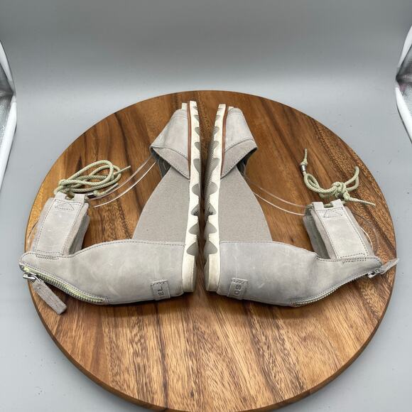 Sorel Joanie Sandals Womens Size 9 Gray Leather Peep Toe Wedge Casual Comfort - Picture 6 of 8